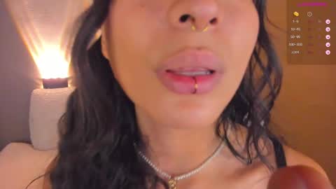 Snapshot of amber_curly chatting on February 3, 2025, 6:17 pm amber_curly online show from February 3, 2025, 6:17 pm