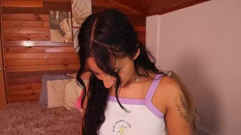 amber_curly online show from November 5, 2025, 7:47 pm