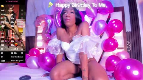 Amber online show from November 14, 2025, 2:43 am