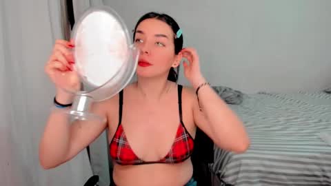 amber online show from December 25, 2024, 1:31 am