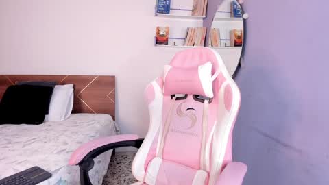 Snapshot of amber_maxwell chatting on February 8, 2025, 8:42 pm Amber online show from February 8, 2025, 8:42 pm