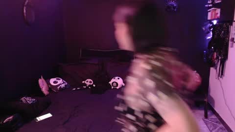 Snapshot of amber_rouss chatting on March 31, 2026, 2:35 am ROUSS online show from March 31, 2026, 2:35 am