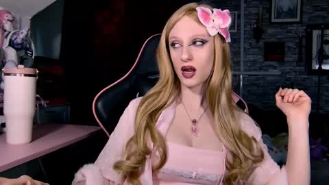 Snapshot of amberangel666 chatting on March 6, 2026, 8:38 pm DEMONESS AMBER 666 online show from March 6, 2026, 8:38 pm