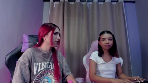 Amber Baker  online show from January 28, 2025, 2:31 pm
