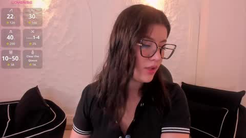 Snapshot of amberfarrell chatting on April 13, 2026, 8:14 pm Amber online show from April 13, 2026, 8:14 pm