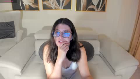Snapshot of amberfarrell chatting on May 12, 2026, 4:09 am Amber online show from May 12, 2026, 4:09 am