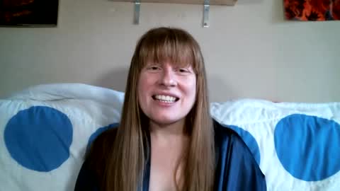 Amberglo Anderson online show from April 26, 2026, 3:21 pm