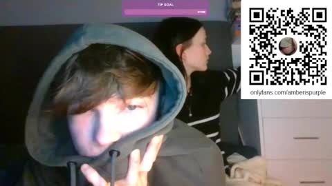 Snapshot of amberispurple chatting on December 28, 2024, 12:36 am AmberIsPurple online show from December 28, 2024, 12:36 am