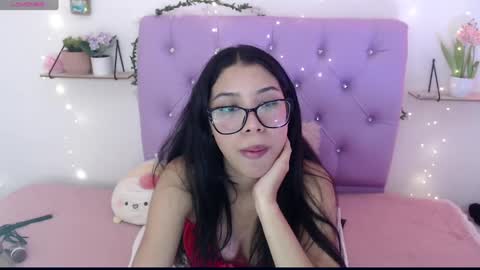 Amber Jeong online show from February 17, 2025, 12:54 am