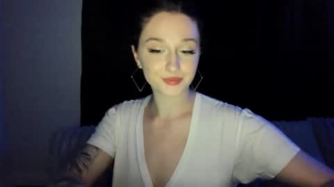 Snapshot of amberkinsley chatting on October 1, 2025, 7:03 am amberkinsley online show from October 1, 2025, 7:03 am