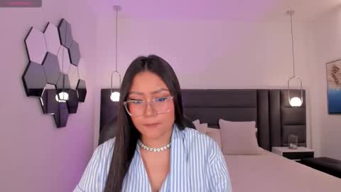 Amber  online show from October 17, 2025, 3:10 am