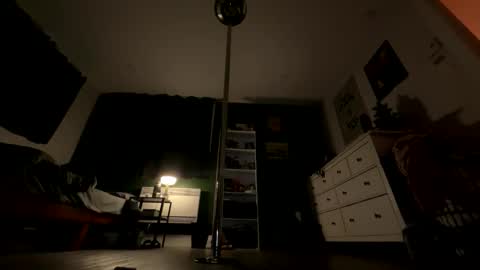 Snapshot of amberlouu chatting on December 18, 2025, 7:47 am amberlouu online show from December 18, 2025, 7:47 am