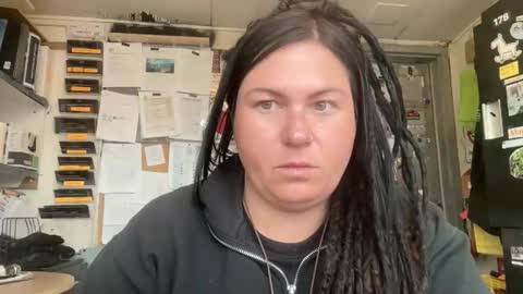 Snapshot of ambermoss7 chatting on April 8, 2026, 7:14 pm ambermoss7 online show from April 8, 2026, 7:14 pm