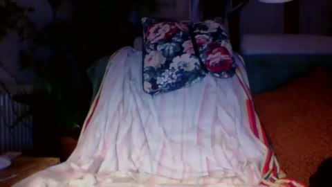 Amberr11 online show from January 16, 2025, 11:06 pm