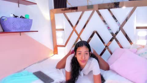 Snapshot of amberr_sweett chatting on February 28, 2025, 6:52 pm Amber online show from February 28, 2025, 6:52 pm