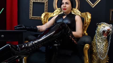 Snapshot of amberxsmithx chatting on January 6, 2025, 5:08 am AMBER online show from January 6, 2025, 5:08 am