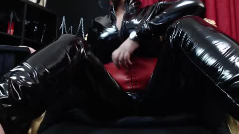 Snapshot of amberxsmithx chatting on September 9, 2025, 4:01 am AMBER online show from September 9, 2025, 4:01 am