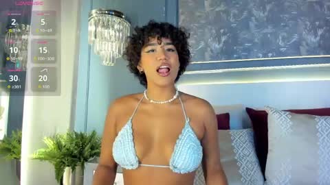Snapshot of ambracohelo chatting on May 23, 2026, 11:25 am Ambra Cohelo online show from May 23, 2026, 11:25 am