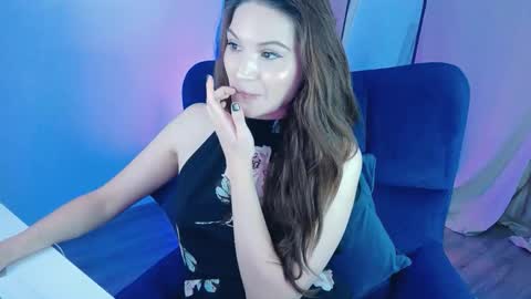 Snapshot of ambraenm chatting on October 19, 2025, 8:31 pm AmbraEnm online show from October 19, 2025, 8:31 pm