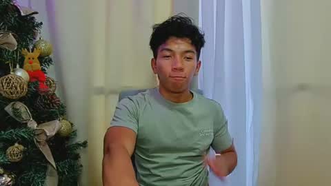 Snapshot of amdrix21 chatting on January 20, 2025, 10:15 pm Amdrix online show from January 20, 2025, 10:15 pm