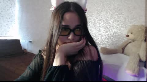 amelia172565 online show from April 18, 2026, 11:03 am