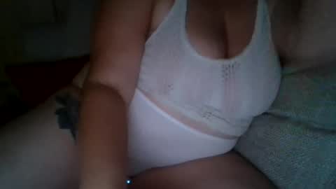 amelia95rose online show from August 3, 2026, 10:13 pm