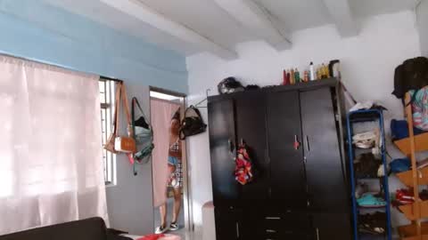 Snapshot of amelia_2023 chatting on December 6, 2024, 5:44 pm amelia  online show from December 6, 2024, 5:44 pm