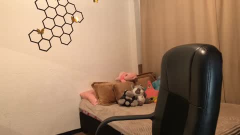Snapshot of amelia___hall chatting on September 26, 2025, 12:09 pm Amelia online show from September 26, 2025, 12:09 pm