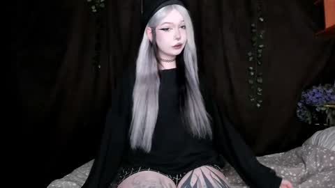 Snapshot of amelia__miller chatting on November 25, 2025, 1:00 pm Amelia online show from November 25, 2025, 1:00 pm