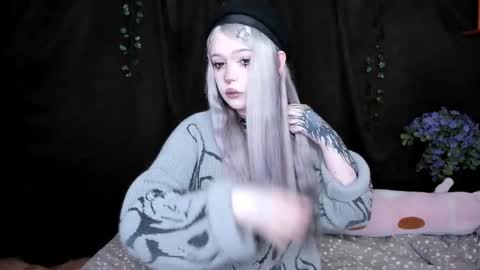 Snapshot of amelia__miller chatting on December 2, 2025, 12:21 pm Amelia online show from December 2, 2025, 12:21 pm