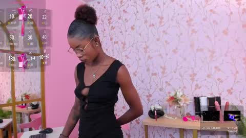 Snapshot of amelia_adms chatting on March 6, 2025, 7:10 pm Amelia Adams online show from March 6, 2025, 7:10 pm