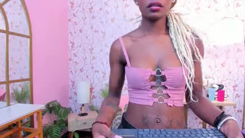 Snapshot of amelia_adms chatting on September 18, 2025, 7:05 pm Amelia Adams online show from September 18, 2025, 7:05 pm