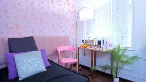 Snapshot of amelia_adms chatting on October 11, 2025, 3:21 pm Amelia Adams online show from October 11, 2025, 3:21 pm