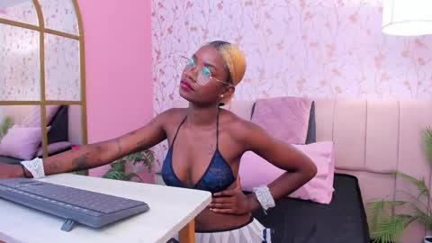 Snapshot of amelia_adms chatting on October 29, 2025, 7:26 pm Amelia Adams online show from October 29, 2025, 7:26 pm