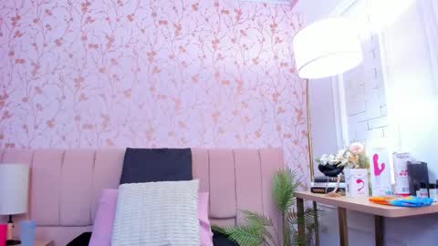 Snapshot of amelia_adms chatting on November 26, 2025, 7:15 pm Amelia Adams online show from November 26, 2025, 7:15 pm