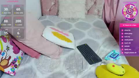 Snapshot of amelia_petite chatting on January 10, 2026, 7:15 pm Amelia online show from January 10, 2026, 7:15 pm