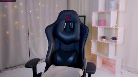 Snapshot of amelia_skyy chatting on January 24, 2025, 2:49 am Anna online show from January 24, 2025, 2:49 am