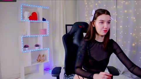 Snapshot of amelia_skyy chatting on March 11, 2025, 3:05 am Anna online show from March 11, 2025, 3:05 am