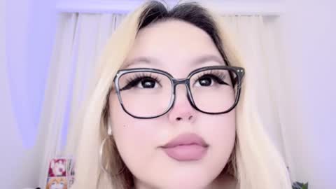 Amelia online show from March 8, 2025, 1:39 am