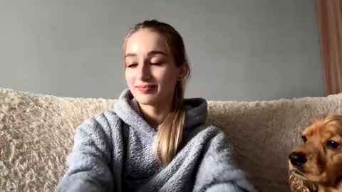 Snapshot of ameliaduraku chatting on September 22, 2025, 7:32 am Catherine online show from September 22, 2025, 7:32 am