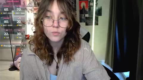 Amelia online show from November 11, 2025, 8:36 am