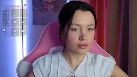 Amelia Sonk online show from November 19, 2025, 7:25 pm