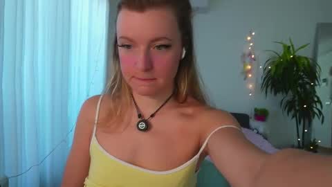 Snapshot of ameliasweety69 chatting on January 8, 2026, 10:06 am Amelia online show from January 8, 2026, 10:06 am