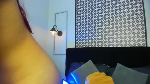 Snapshot of amelie_furtado chatting on May 3, 2026, 2:01 pm amelie online show from May 3, 2026, 2:01 pm