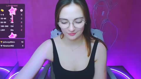 Amelie online show from February 2, 2025, 12:46 pm