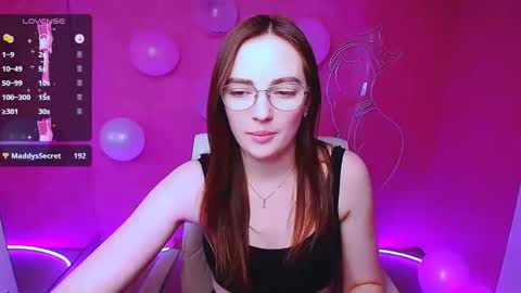 Amelie online show from February 16, 2025, 9:48 am