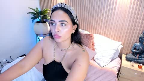 Snapshot of amelie_x chatting on January 17, 2025, 4:47 pm Amelie online show from January 17, 2025, 4:47 pm