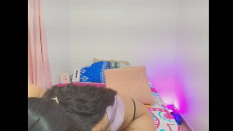 Snapshot of amelieburns18 chatting on February 15, 2026, 10:25 am Amelie online show from February 15, 2026, 10:25 am