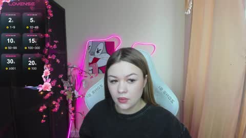 Snapshot of ameliepeach chatting on April 6, 2026, 1:47 am Amelie online show from April 6, 2026, 1:47 am