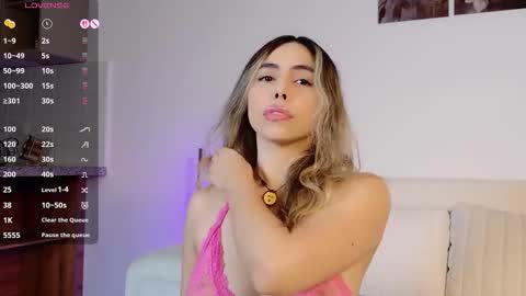 Victoria online show from November 4, 2025, 8:19 pm